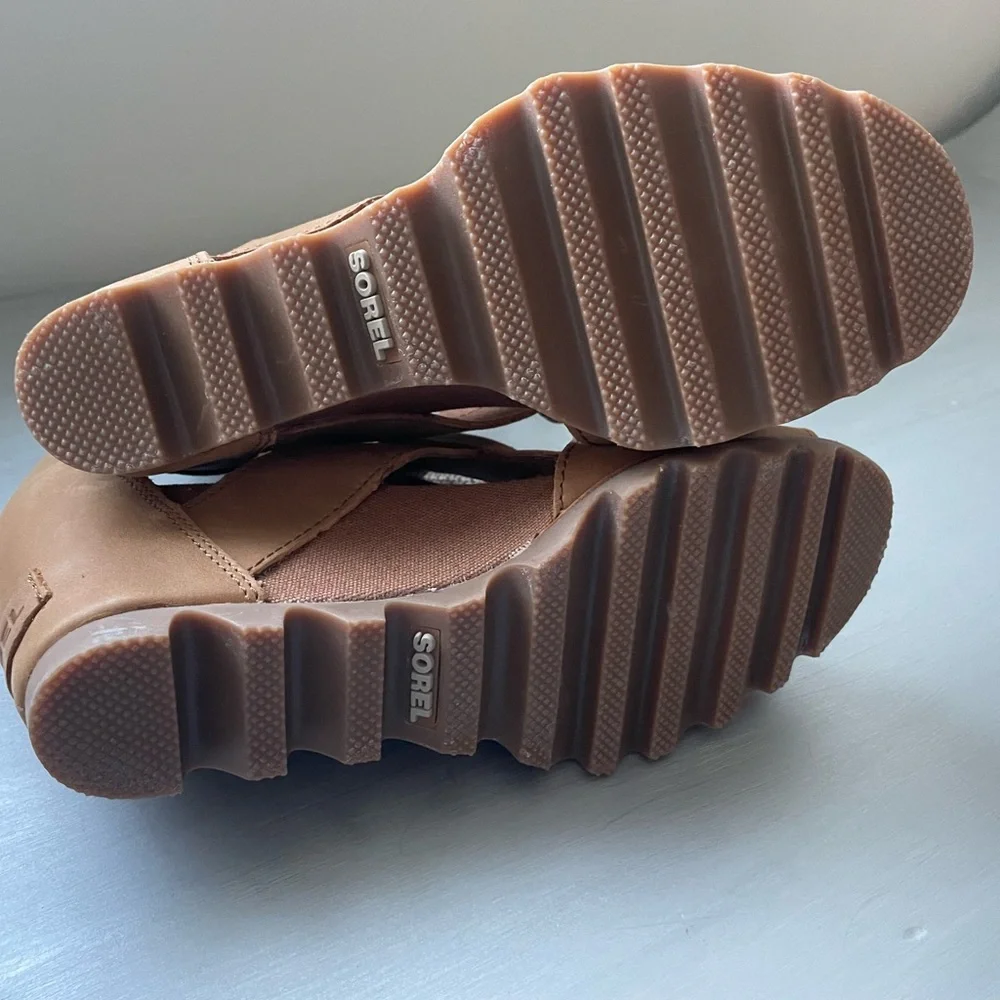 SOREL Joanie Il leather wedge sandals